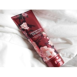  bath & Body works Triple Moisture Japanese Cherry Blossom Body Cream  cherry blooms | Body