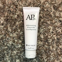 KEM ĐÁNH RĂNG AP24 TRẮNG SÁNG WHITENING FLUORIDE TOO           | Răng