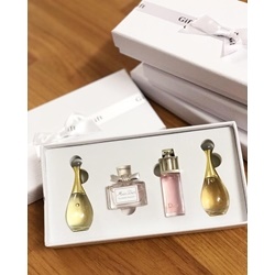 Set  chai Nước Hoa Mini dior mỗi chai 5ml                         | Nước hoa mini