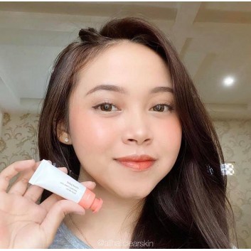 Má hồng Glossier Cloud Paint màu cam | Trang điểm