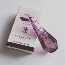 nước hoa Givenchy 